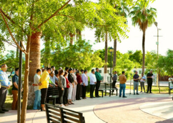 Realiza Ayuntamiento de Guaymas ceremonia cívica en el monumento a Miguel Hidalgo y Costilla