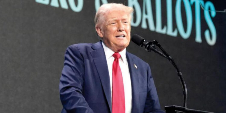 ‘Estoy bien’, dice Donald Trump tras tiroteo en su campo de golf; FBI investiga intento de asesinato