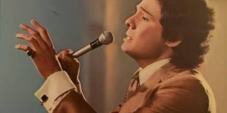 Recuerdan a José José en su aniversario luctuoso con su nueva canción “Ya no pienso en ti”