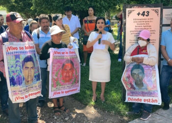 Inauguran memorial por los 43 de Ayotzinapa en Chilpancingo