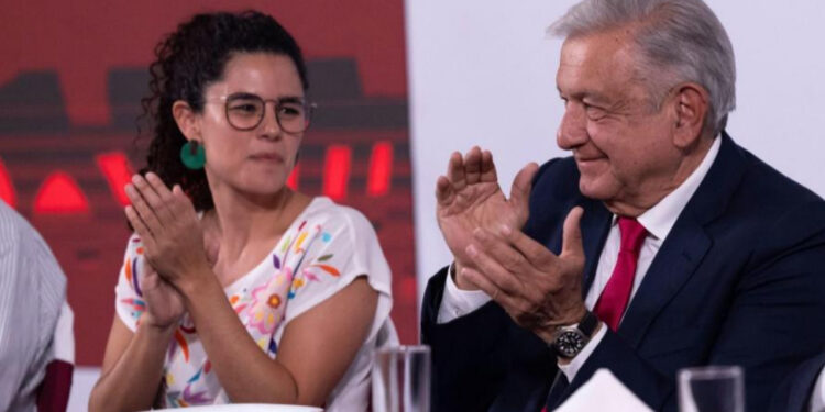 Luisa María Alcalde concluirá como titular en Segob, aclara AMLO