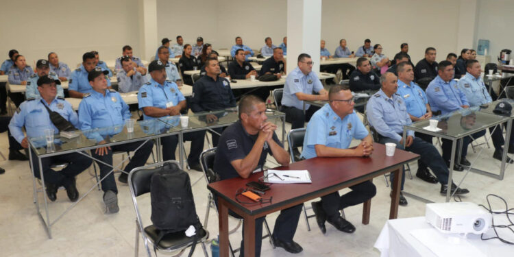 Capacitan A Agentes De La Sspm Sobre Primeros Auxilios A Menores