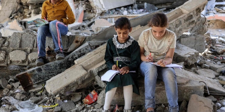 Cumplir con tareas, pese a todo en Gaza