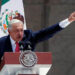 “Con la conciencia tranquila”, AMLO transfiere a Claudia plaza y pendientes
