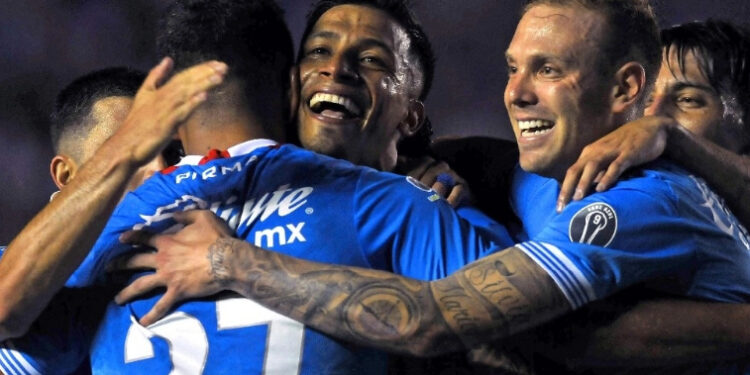 Vapulea Cruz Azul al América