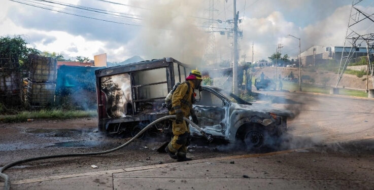 Suspenden clases en cuatro municipios de Sinaloa tras violencia