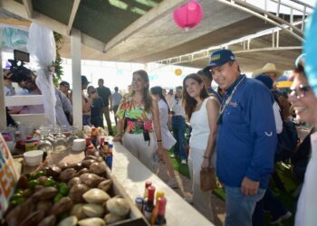Celebran Toño Astiazarán y Patty Ruibal exitosa Muestra Gastronómica de Kino Fest 2024