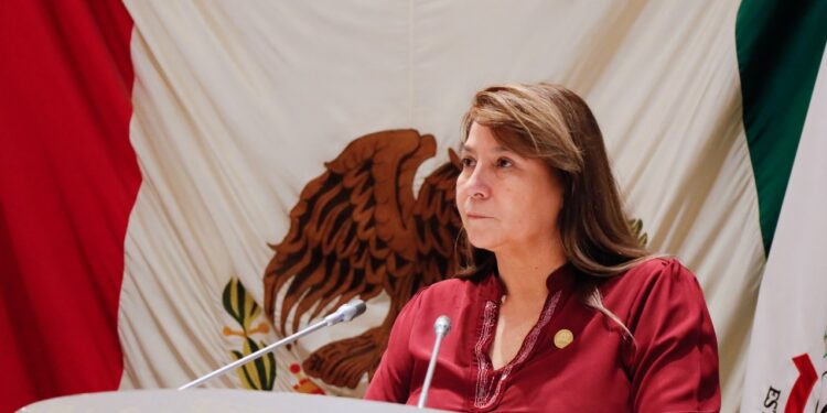 Por desabasto de Agua, la diputada María Eduwiges Espinoza exhorta al ayuntamiento de Hermosillo a garantizar el suministro hídrico