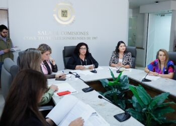 Aprueba proyecto de convocatoria para la entrega de presea del poderío de las mujeres