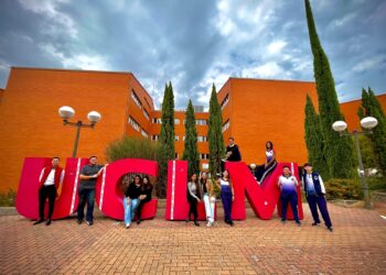 Realizan estancia académica en España estudiantes normalistas sonorenses