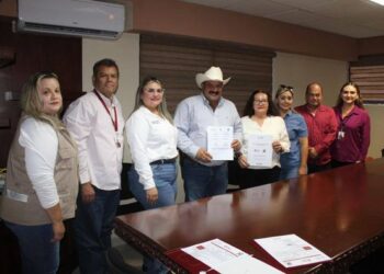 Acerca ISEA servicios gratuitos de educación al municipio de Rosario