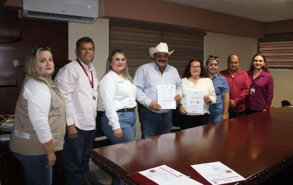 Acerca ISEA servicios gratuitos de educación al municipio de Rosario