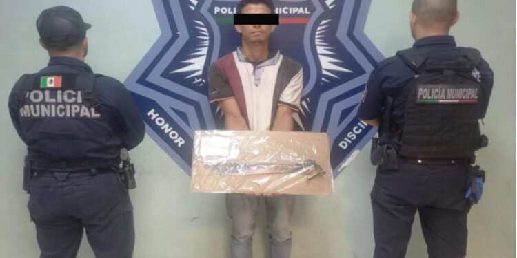 Detiene SSPM en la Luis Echeverría a presunto por portación de arma prohibida