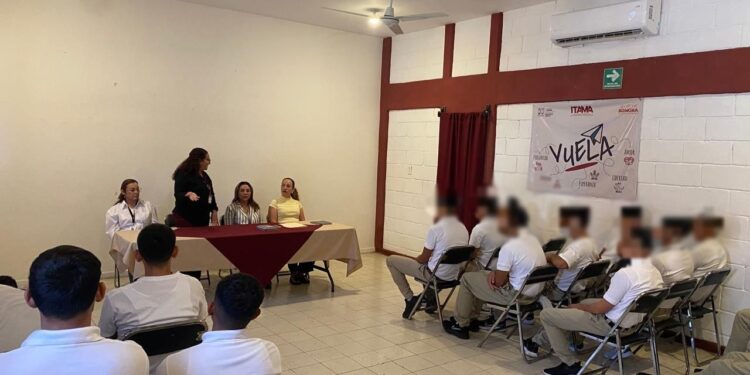 Otorga Gobierno de Sonora becas de estudio a jóvenes Itama