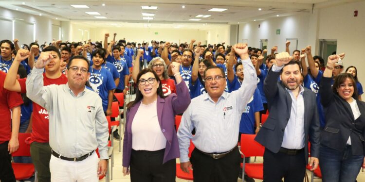 Fortalece Itesca conocimiento del alumnado en avances tecnológicos