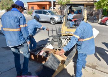 Realizan descacharre en la colonia Carmen Serdán