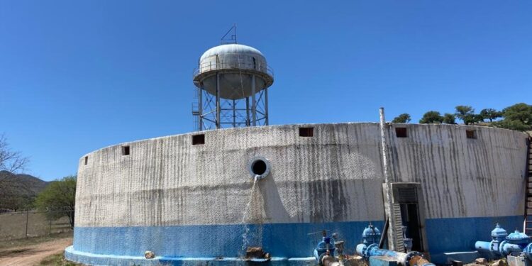 Continúa rehabilitación en pozo en Unidad de La Mesa
