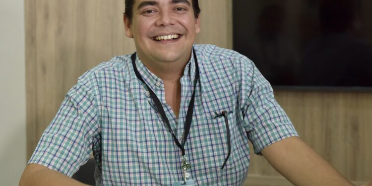 Promueve Antonio Astiazarán que la voz joven se escuche en Hermosillo: IHJ
