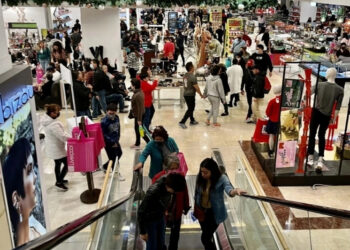 Consumo privado cayó 0.1% en septiembre, reporta Inegi