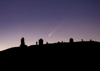 Hoy el «cometa del siglo» alcanzará su punto más cercano a la Tierra