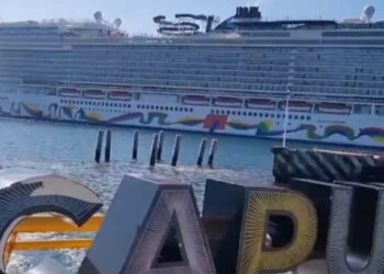 Inicia en el puerto Acapulco la temporada de cruceros 2024-2025