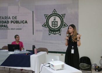 Imparten plática sobre las bases de nutrición a policías municipales