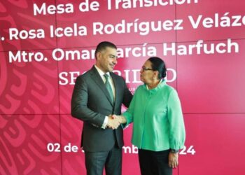 Rosa Icela Rodríguez y Omar García Harfuch toman cargo en ceremonia de entrega-recepción de Segob y SSPC