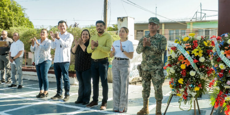 Honran autoridades municipales legado de Plutarco Elías Calles y Lázaro Cárdenas del Río