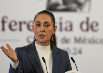 Sheinbaum arranca su primera «Mañanera del Pueblo»