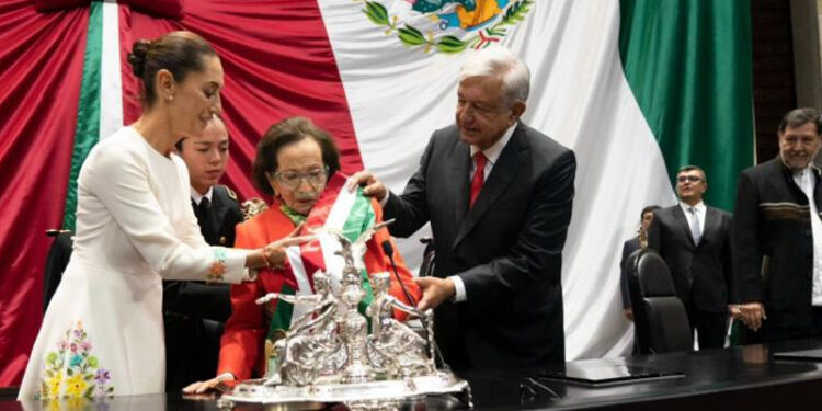 Claudia Sheinbaum lamenta la muerte de Ifigenia Martínez: “Hasta siempre querida maestra”