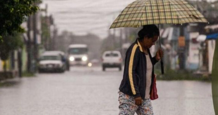 Onda tropical 29 provocará lluvias fuertes en 7 estados