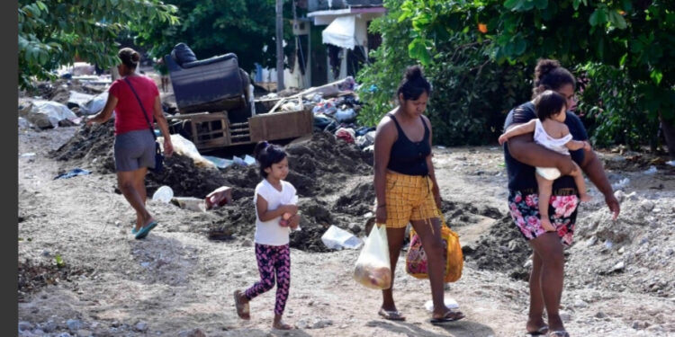 Aportará UE 200 mil euros para damnificados por ‘John’