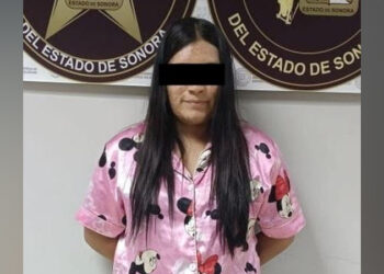 *Captura AMIC a mujer por presunto robo de vehículo en Nogales