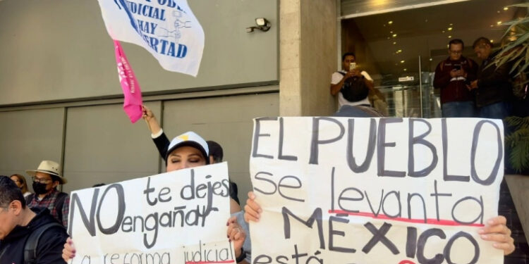 Votan jueces y magistrados por reanudar labores el 16 de octubre