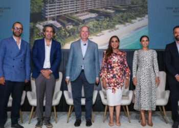 Ritz Carlton anuncia inversión de 400 MDD en Cancún; Mara Lezama destaca impulso al turismo