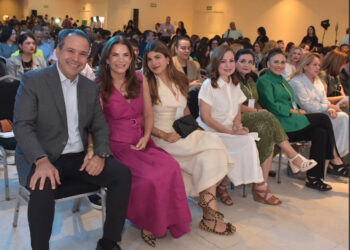 Supera expectativas Segundo Congreso de la Familia inaugurado por Patricia Ruibal y Toño Astiazarán