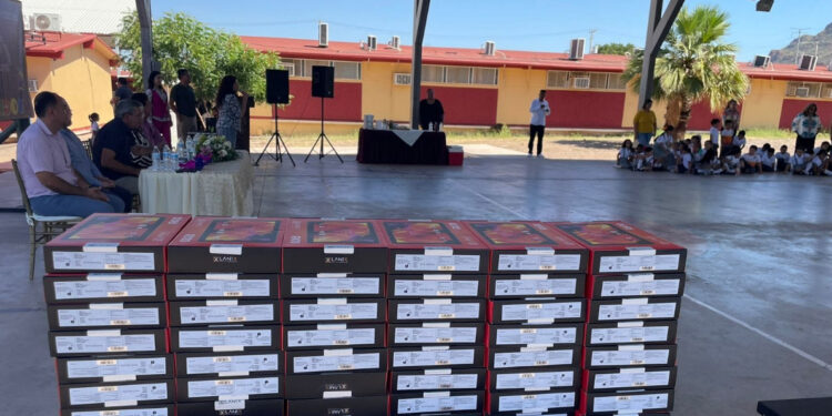 Entrega SEC tabletas a escuelas primarias de Guaymas- Empalme