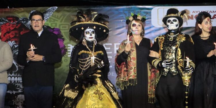 Encabeza Alcalde respeto en celebración de Día de Muertos
