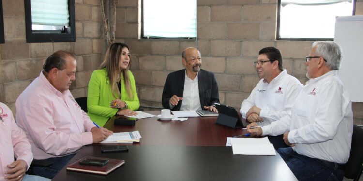 Visita  CEDEMUN instalaciones de  #OOMAPAS Agua Prieta