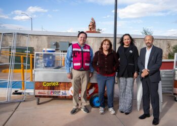 Entrega DIF Municipal PROYECTOS PRODUCTIVOS a personas con discapacidad