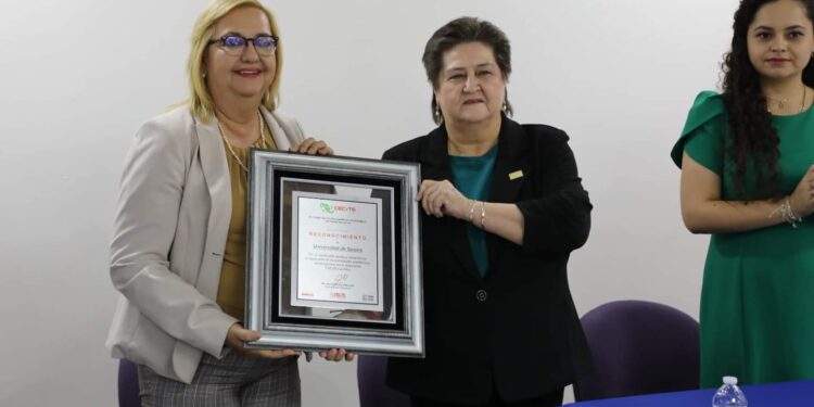 Entrega Cecyte Sonora reconocimiento a SoyUnison por su gran apoyo en el programa CecyteContiGo