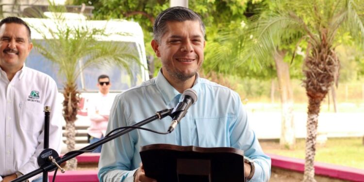 Jóvenes no vamos a dejarlos solos: ‘Beto’ Vázquez