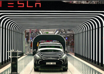 Acciones de Tesla suben como vínculo entre Trump y China