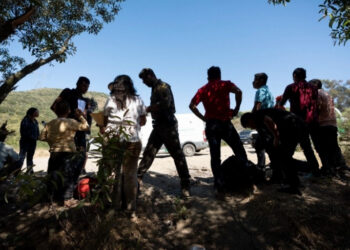 Bajan cruces de indocumentados, dice la Agencia de Aduanas de EU
