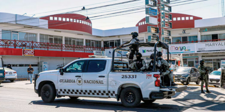 Capturan a niño por disparar a militares y a GN