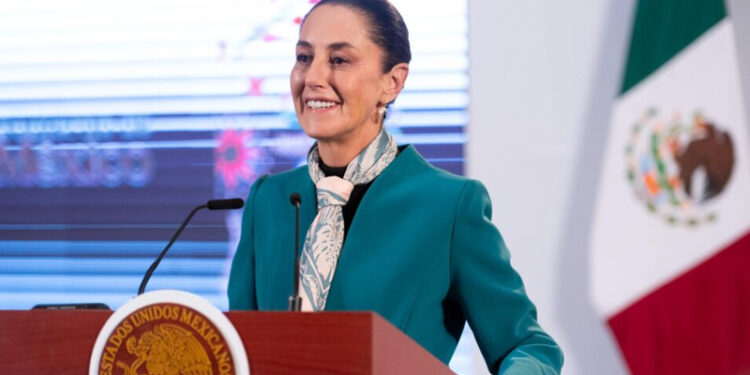 Celebra Sheinbaum éxito del proceso de inscripción de aspirantes al PJ
