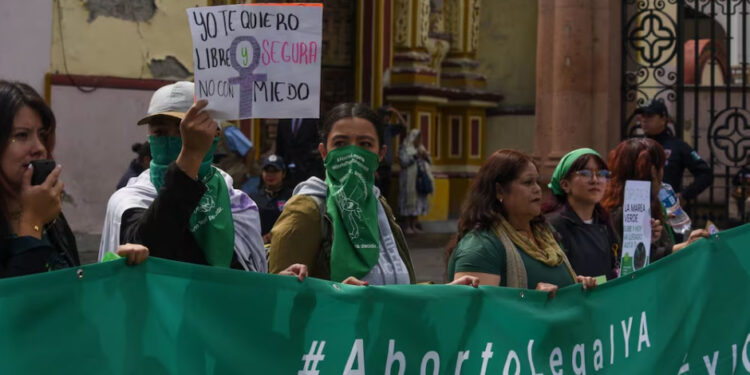 Congreso del Edomex despenaliza el aborto hasta las 12 semanas