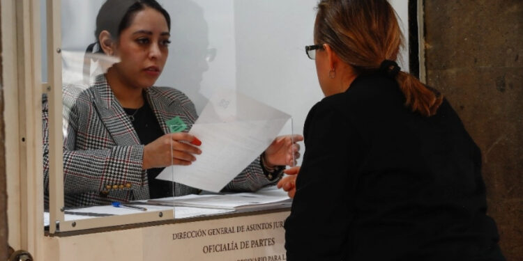 Destaca Sheinbaum más de 9 mil solicitudes para elección en PJ