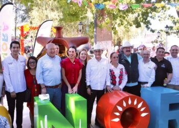 Celebra Gobernador Durazo cultura y tradición sonorense en el Festival de Pueblos Mágicos del Golfo de California