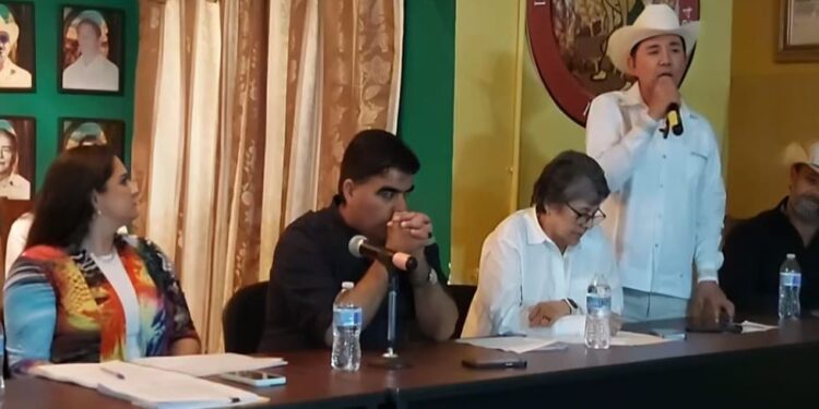 Raúl «EL POLLO» Castelo reafirma su compromiso con agricultores del sur de Sonora ante crisis Hídrica